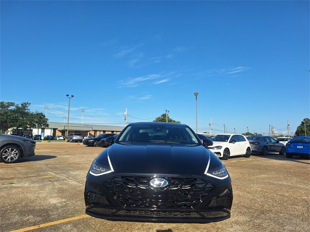 2023 Hyundai Sonata Limited photo 8