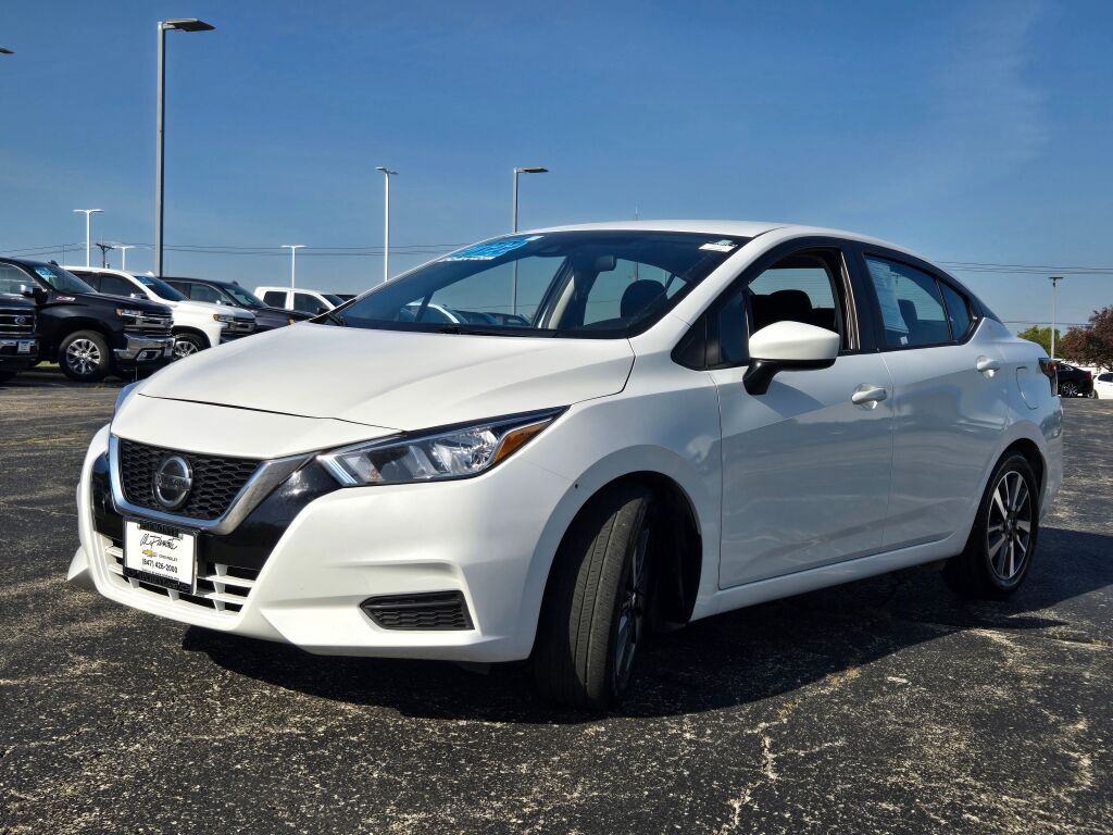 2022 Nissan Versa 1.6 SV photo 3