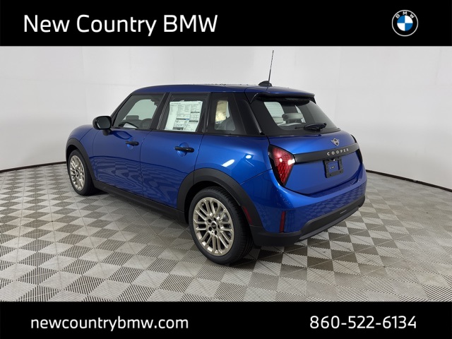 2025 Mini Cooper 4 Door Hardtop Signature photo 5