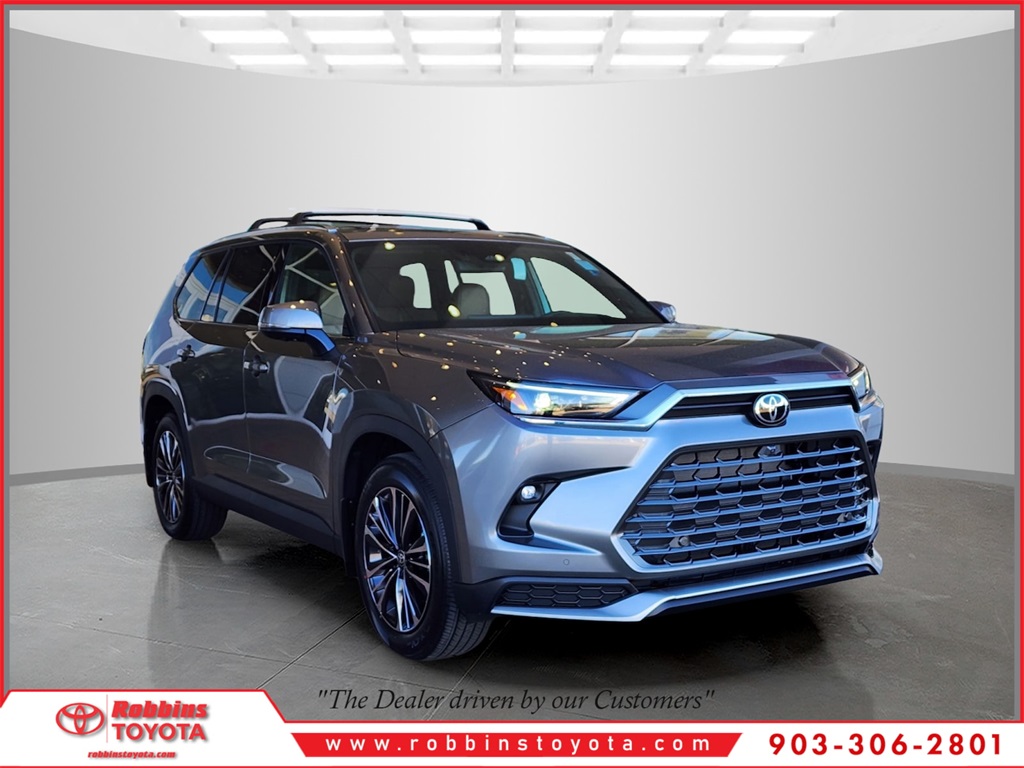 2026 Toyota Grand Highlander Platinum's photo