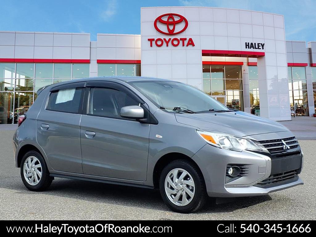 2023 Mitsubishi Mirage LE's photo