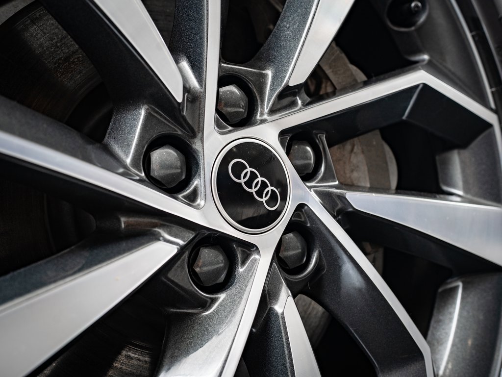 2024 Audi Q5 45 S line Premium photo 8