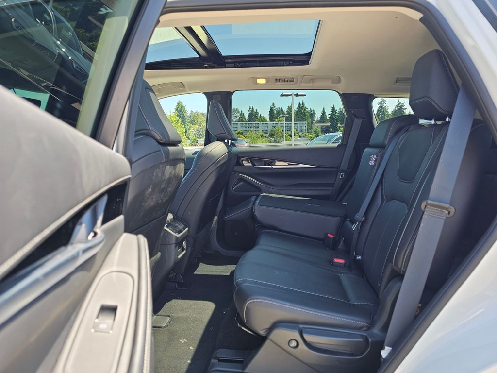 2024 Infiniti QX60 Pure AWD photo 18