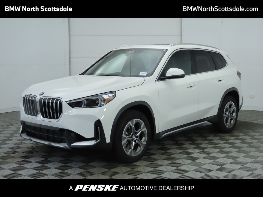 2025 BMW X1 28i's photo