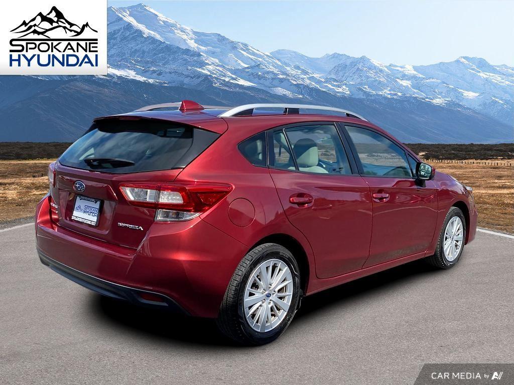 2018 Subaru Impreza Premium photo 5