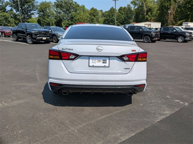 2024 Nissan Altima 2.5 SR photo 4