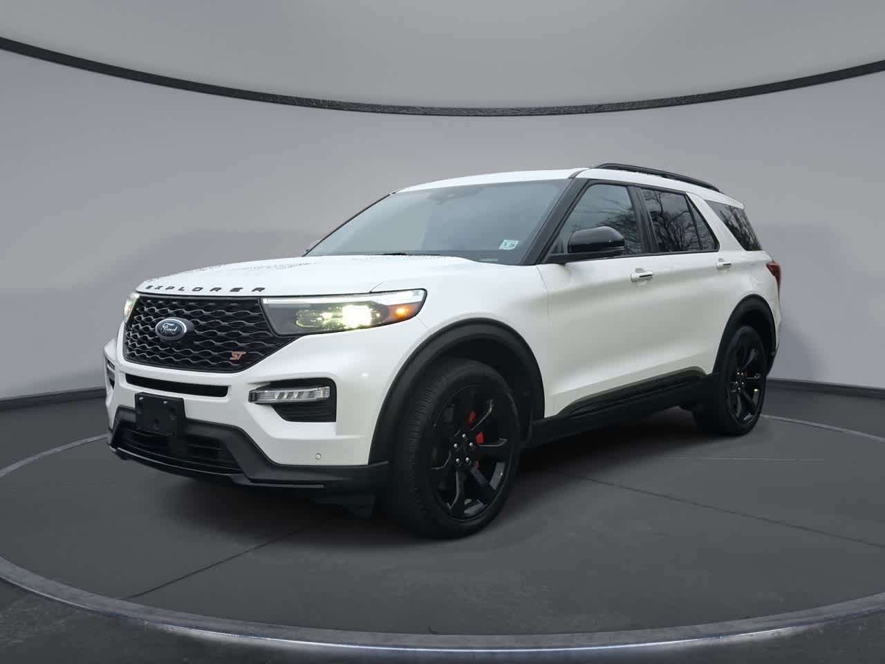 2023 Ford Explorer ST's photo