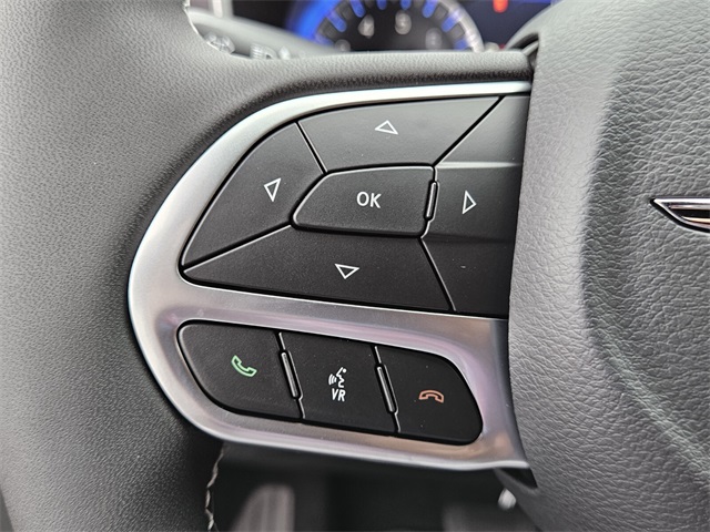 2026 Chrysler Pacifica photo 21