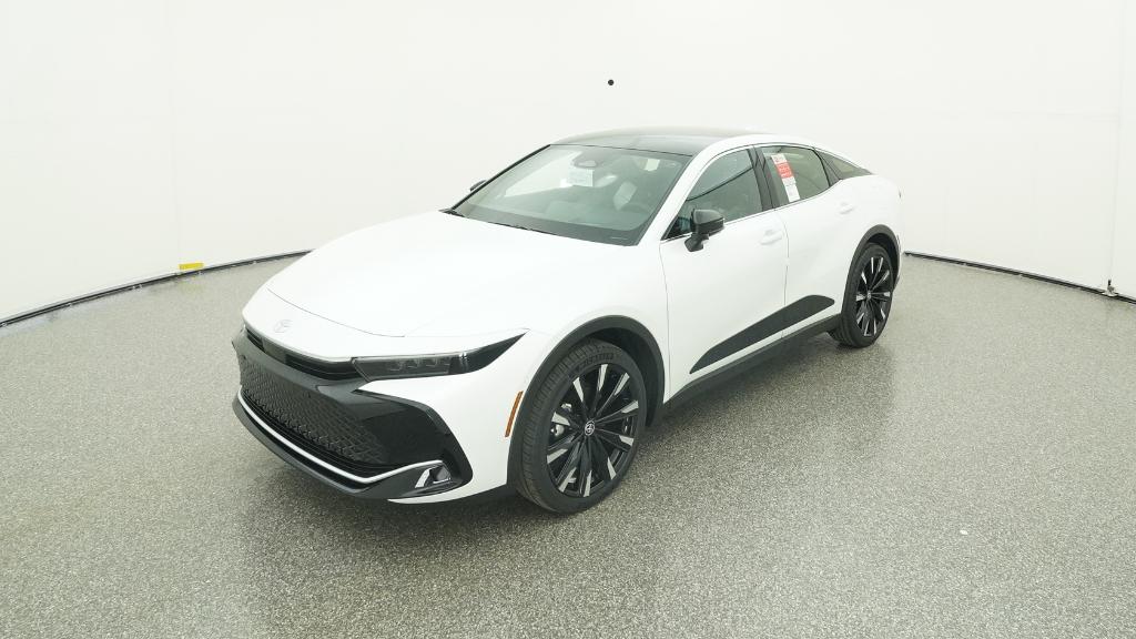 2026 Toyota Crown Platinum's photo