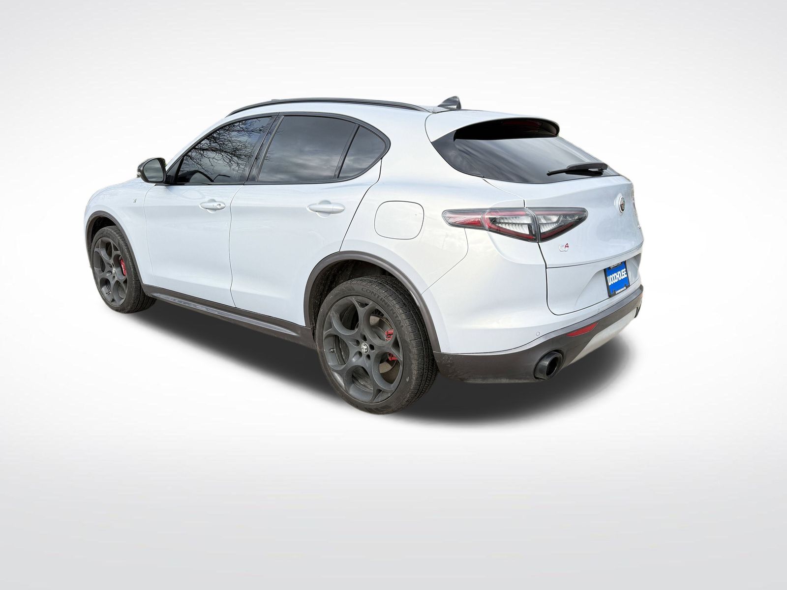 2024 Alfa Romeo Stelvio Ti photo 4
