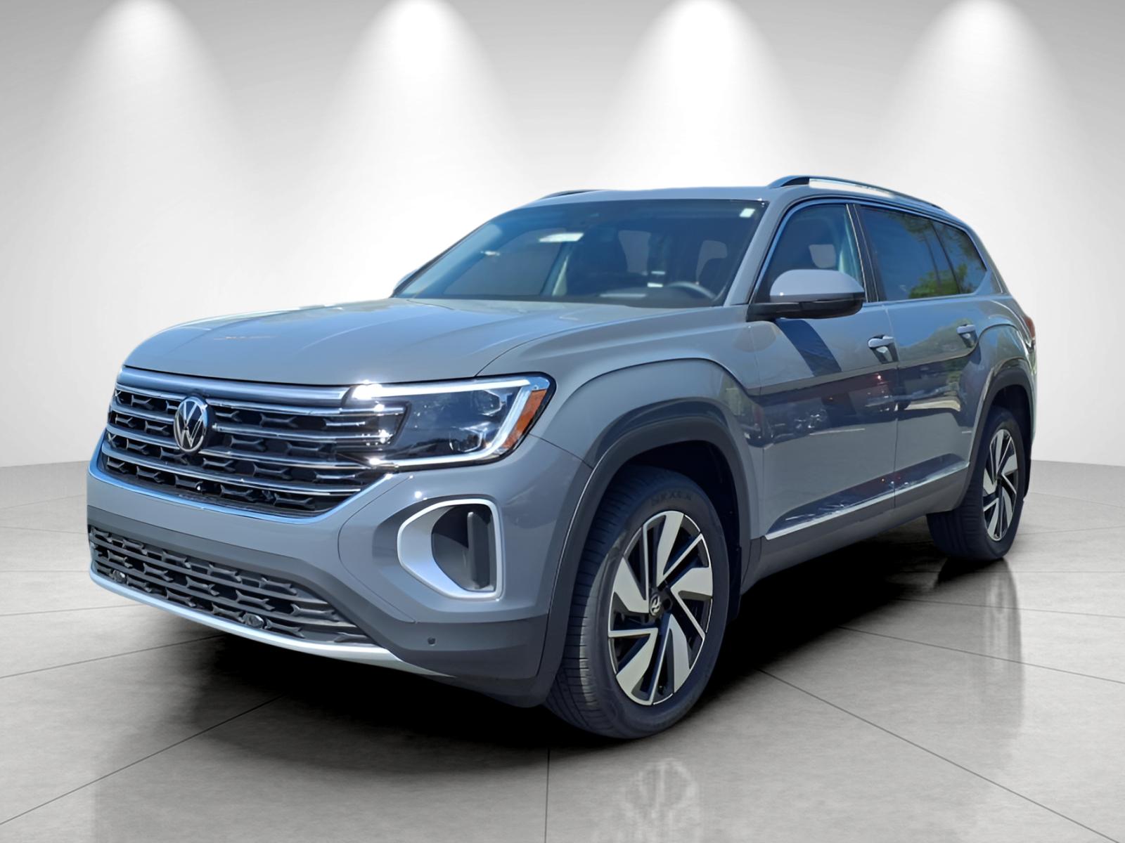 2025 Volkswagen Atlas SEL's photo