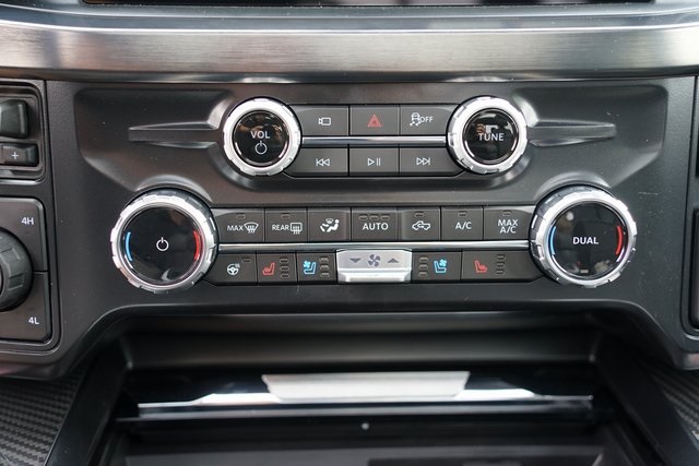 2025 FORD F-250 - Image 46