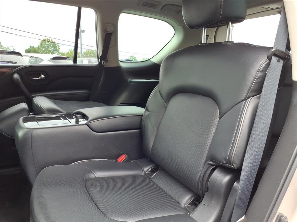 2023 Infiniti QX80 Luxe photo 22