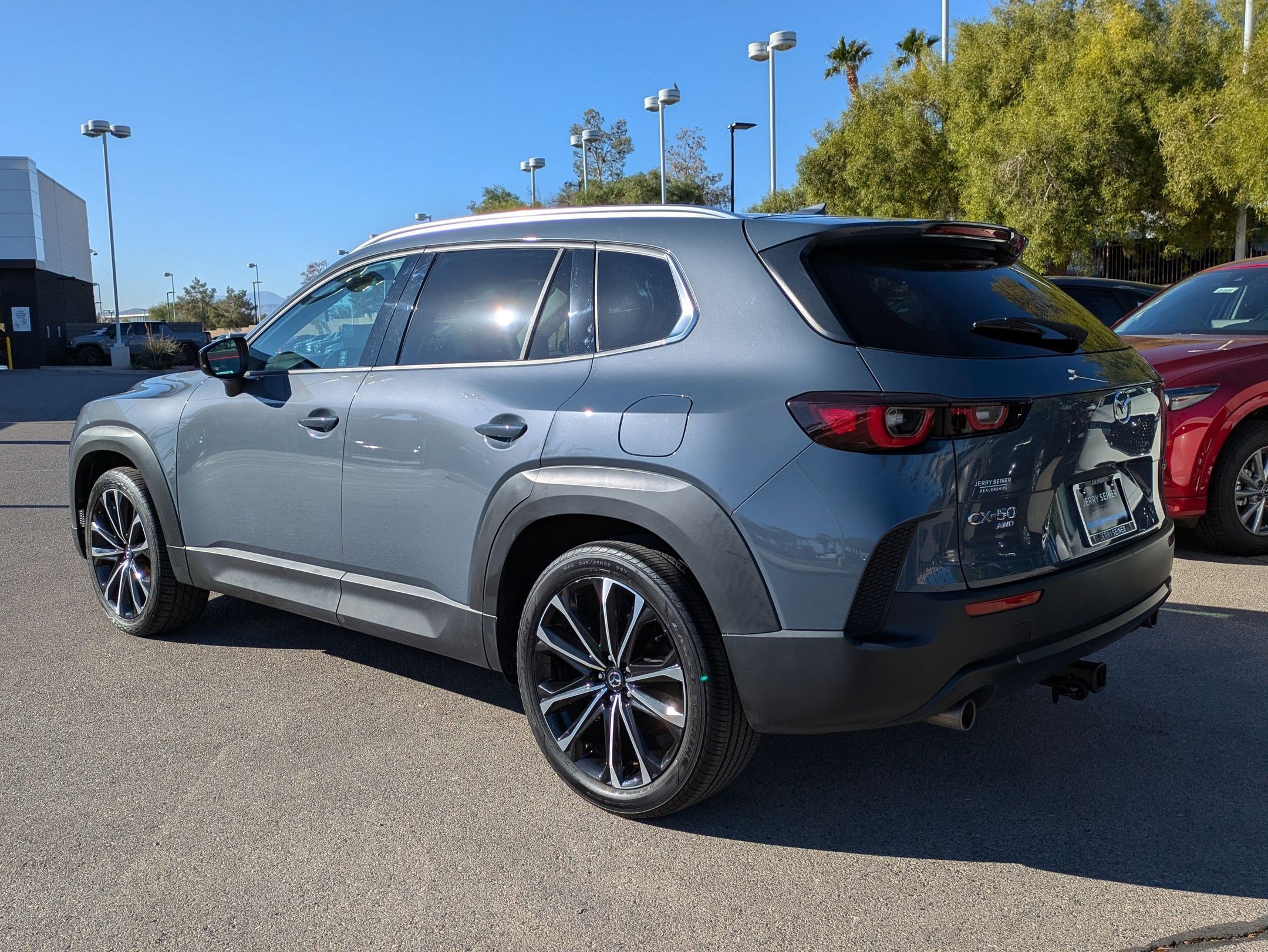 2023 Mazda CX-50 2.5 Premium Plus photo 3