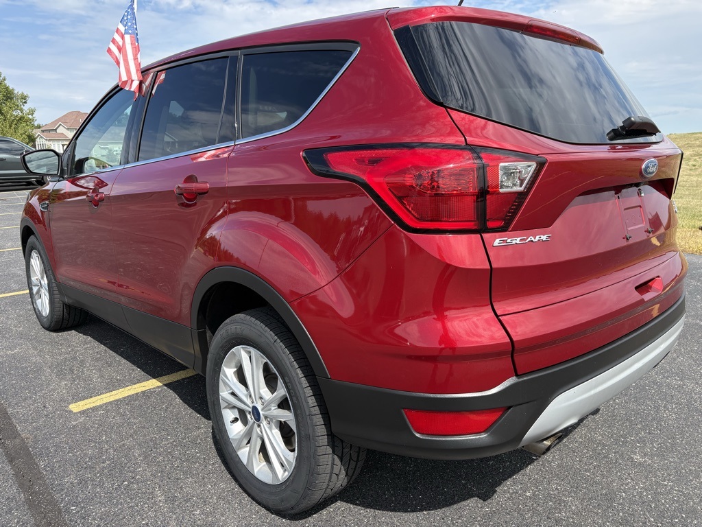 2019 Ford Escape SE photo 7