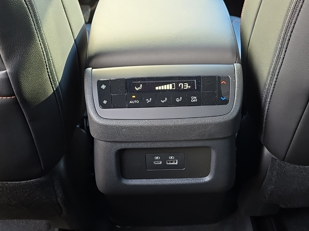 2025 Nissan Pathfinder Rock Creek photo 20