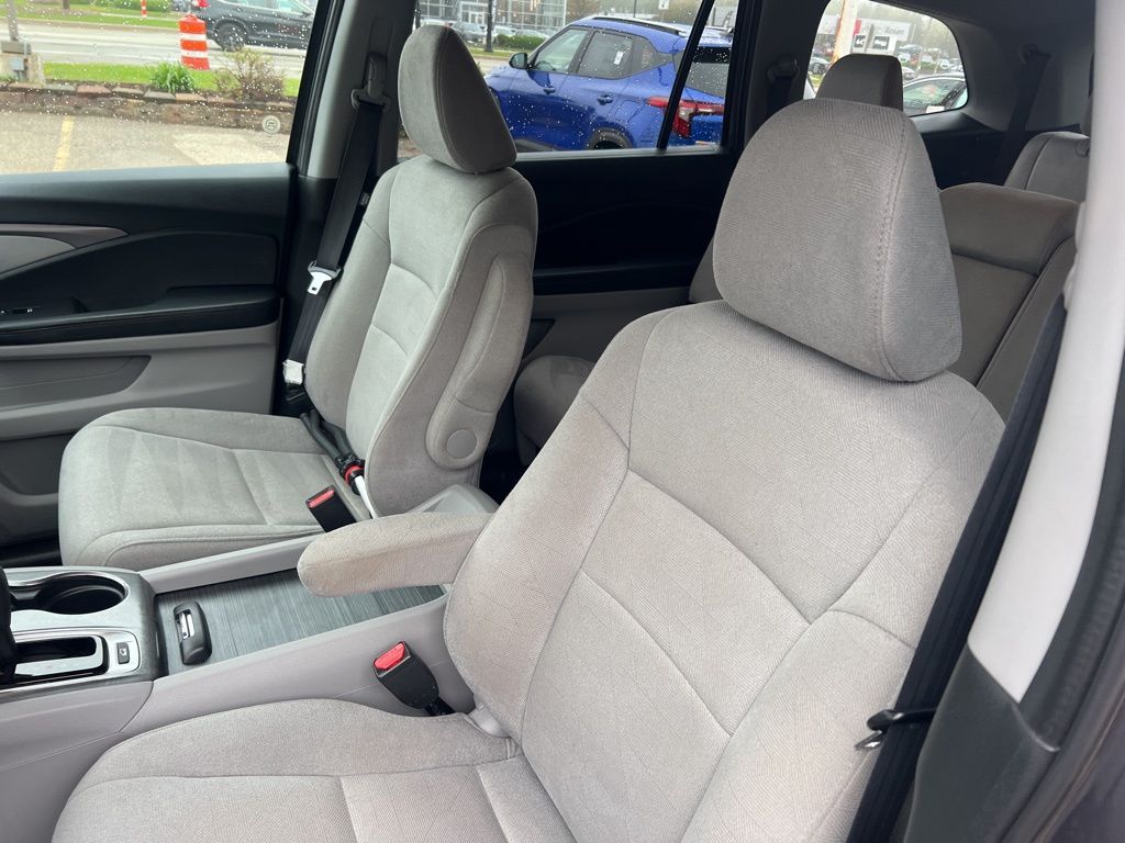 2020 Honda Pilot EX photo 5