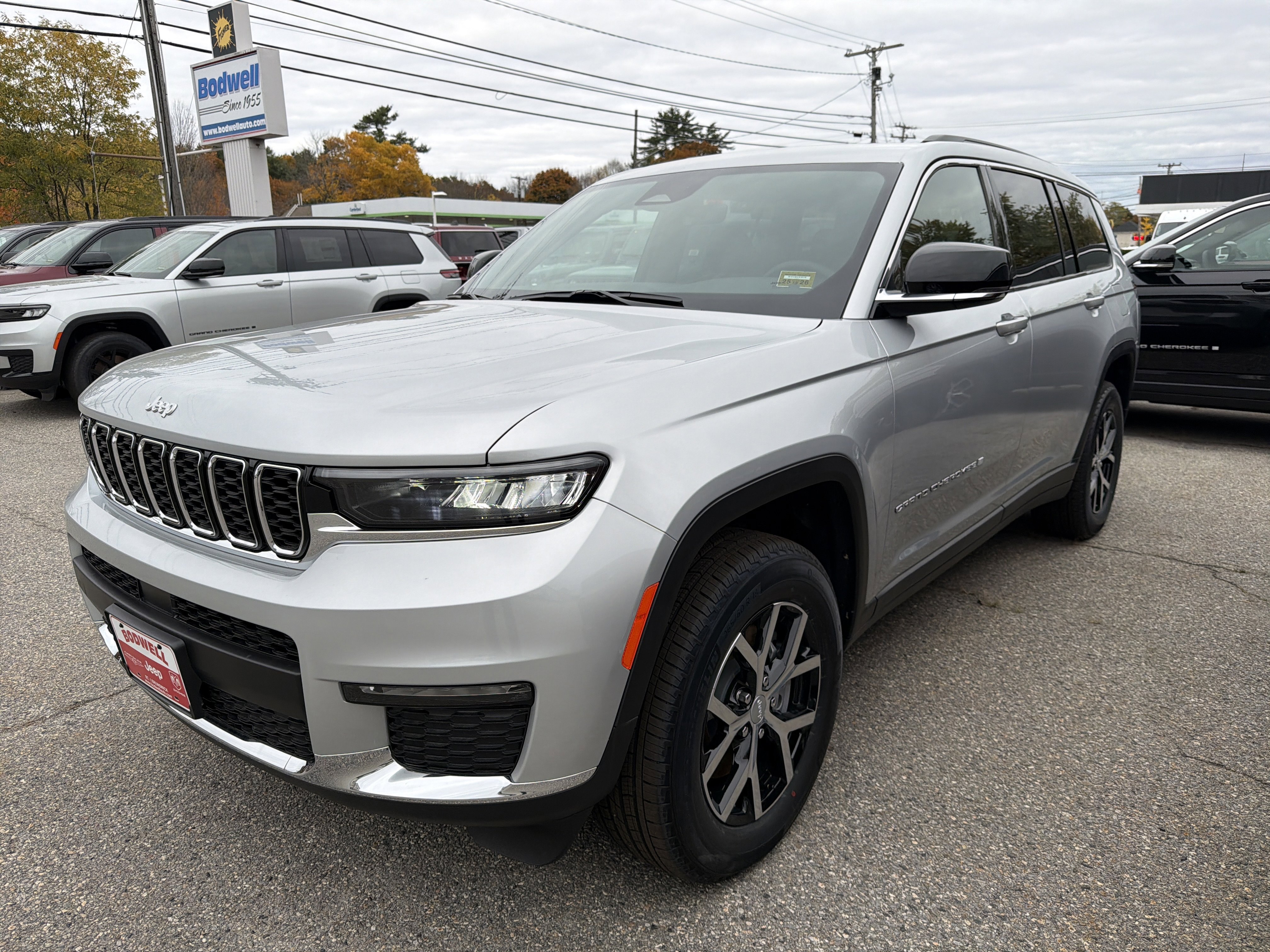 2025 Jeep Grand Cherokee L Limited's photo