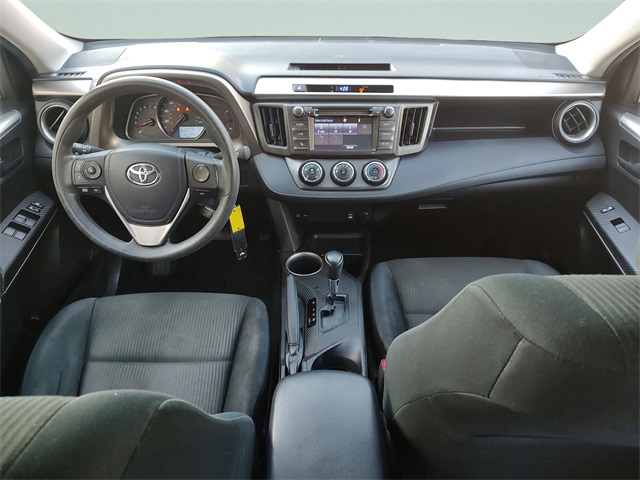 2014 Toyota RAV4 LE photo 8