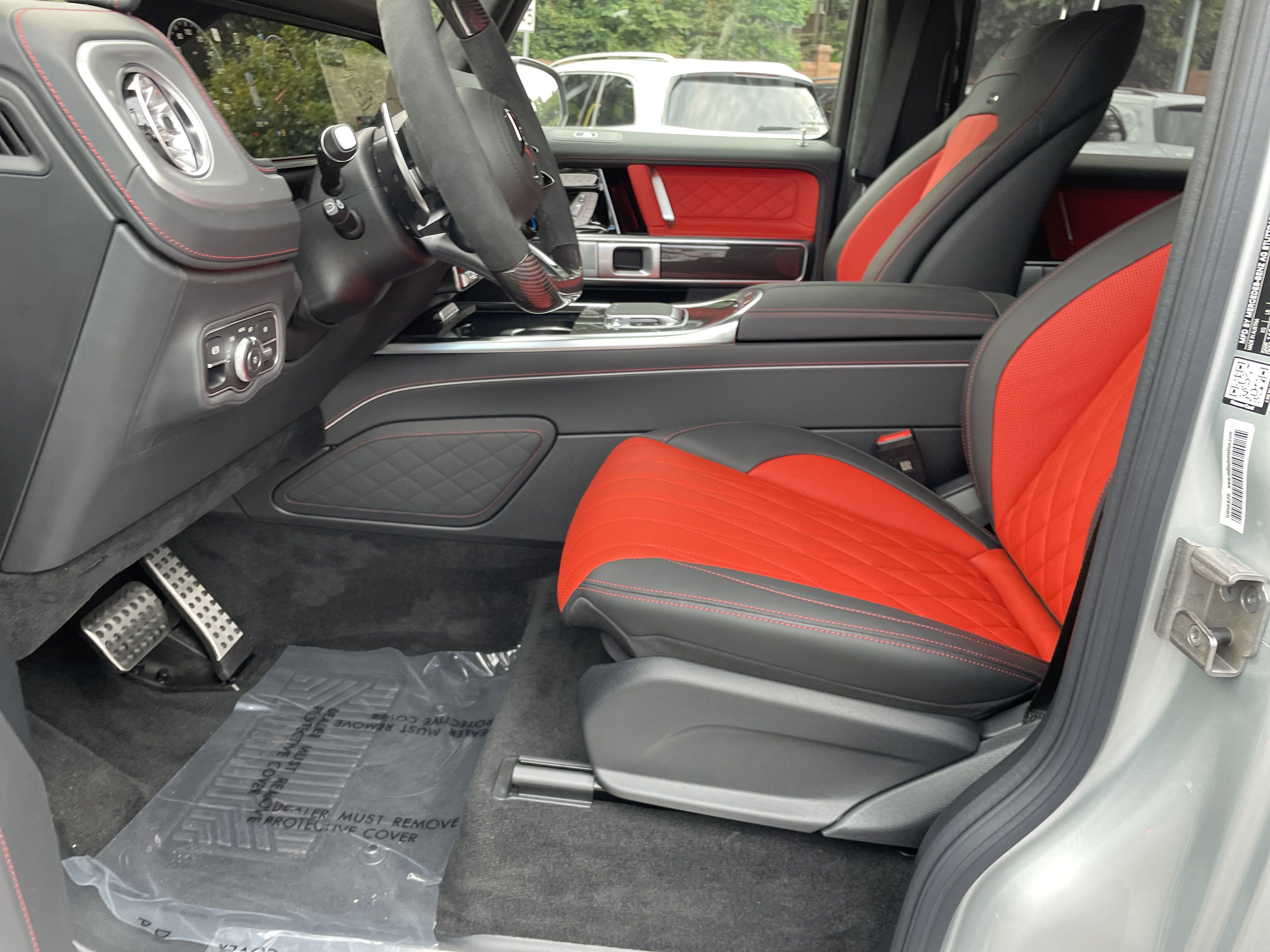 2025 Mercedes Benz G AMG 63 photo 5