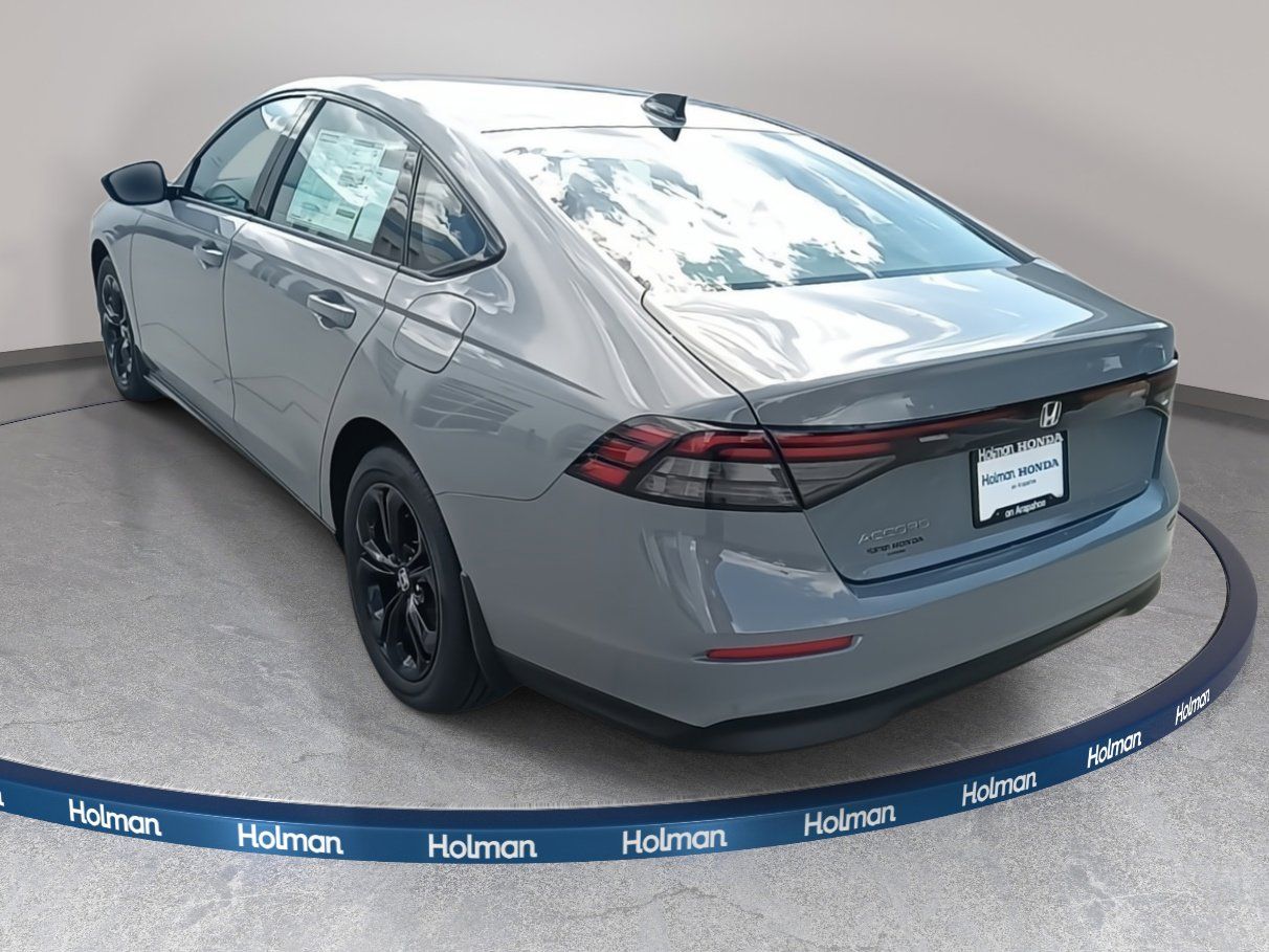 2025 Honda Accord SE photo 5
