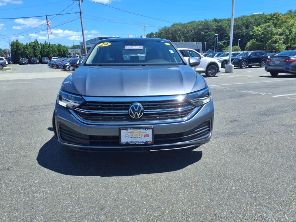 3VW7M7BU5RM045177