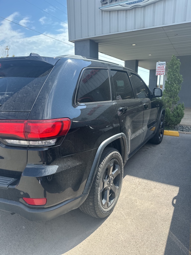 2019 Jeep Grand Cherokee Upland photo 3