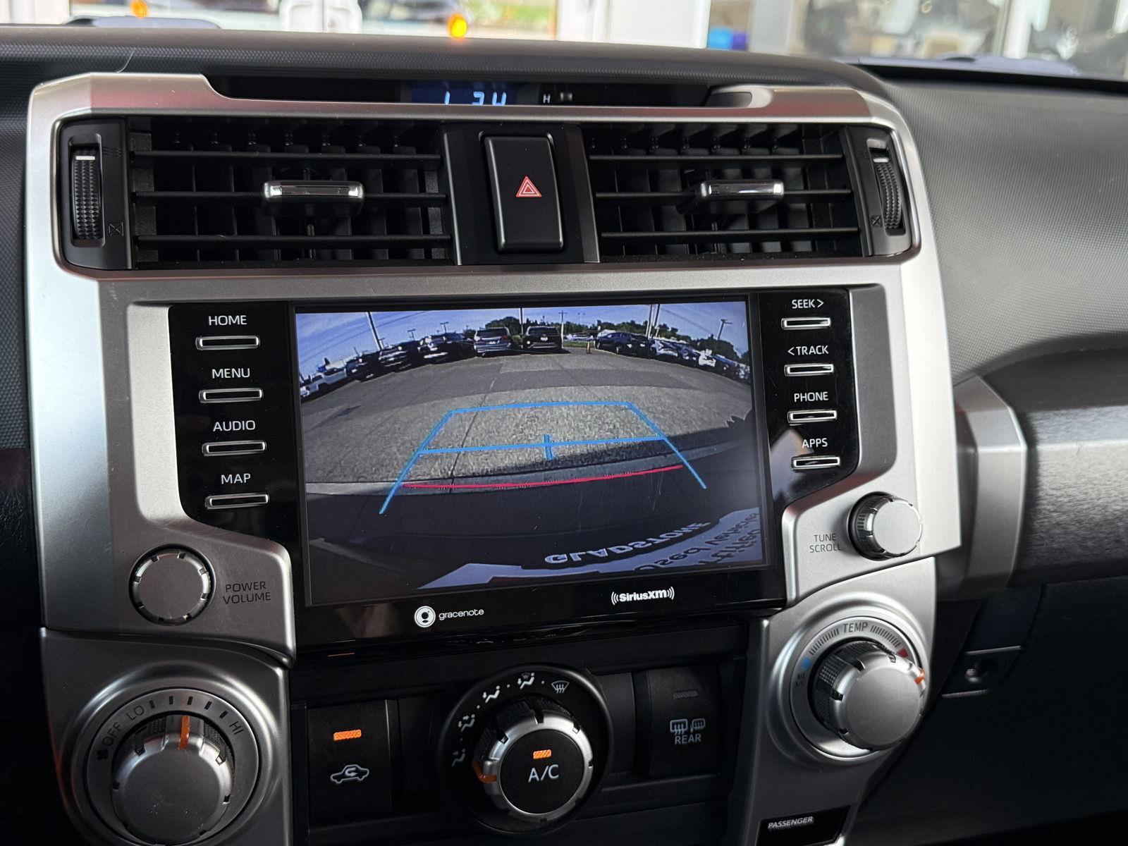 2021 Toyota 4Runner SR5 photo 25