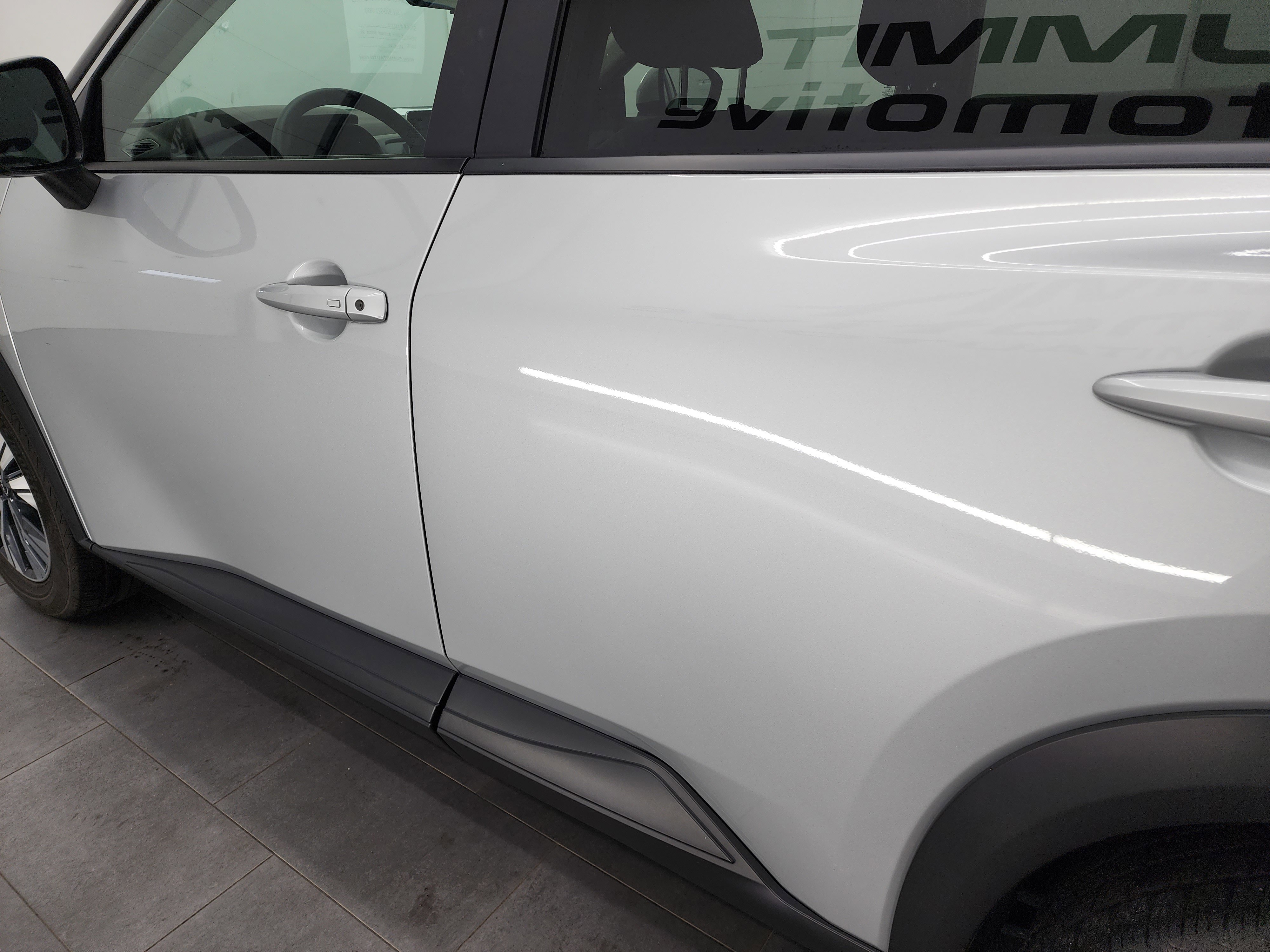 2023 Nissan Rogue SV photo 9