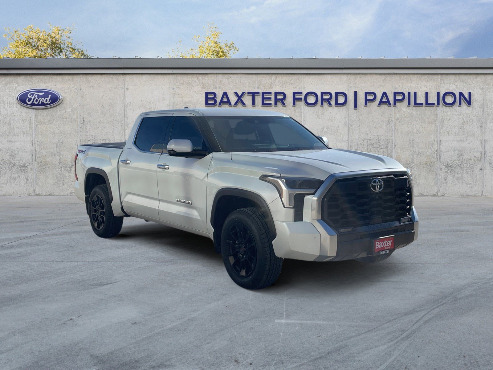 2023 Toyota Tundra Limited's photo