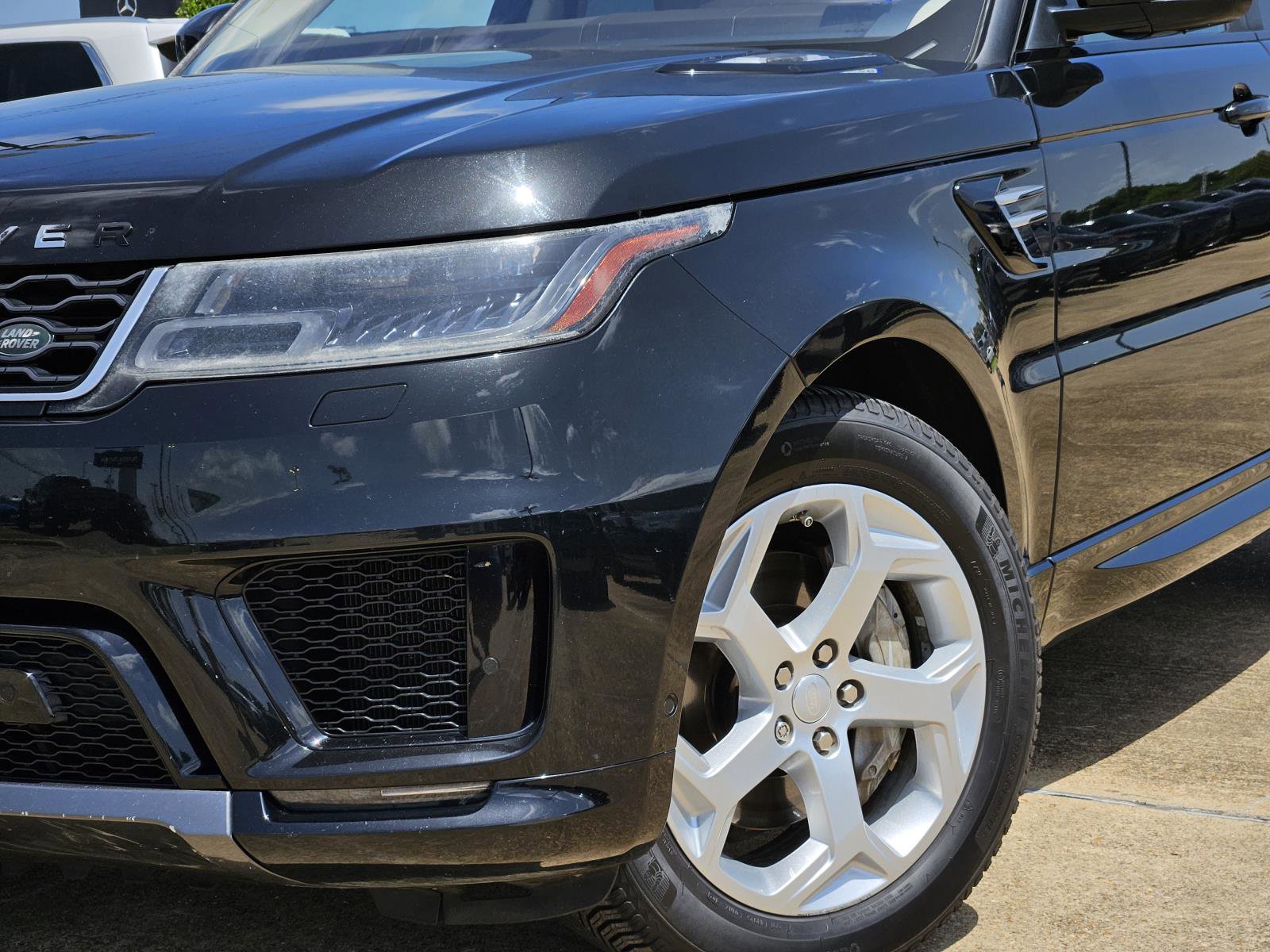 2018 Land Rover Range Rover Sport HSE photo 7