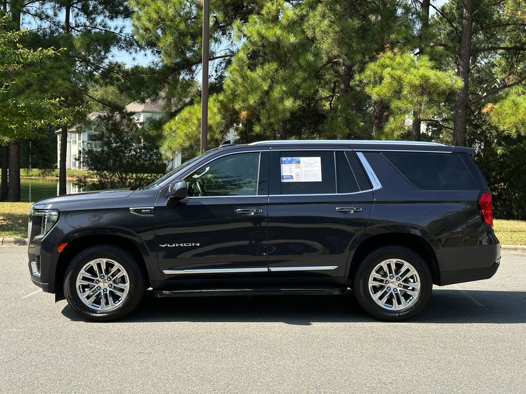 2023 Gmc Yukon SLT photo 3