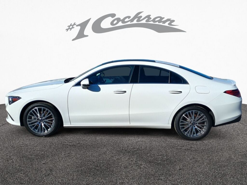 2022 Mercedes Benz CLA 250 4MATIC photo 4