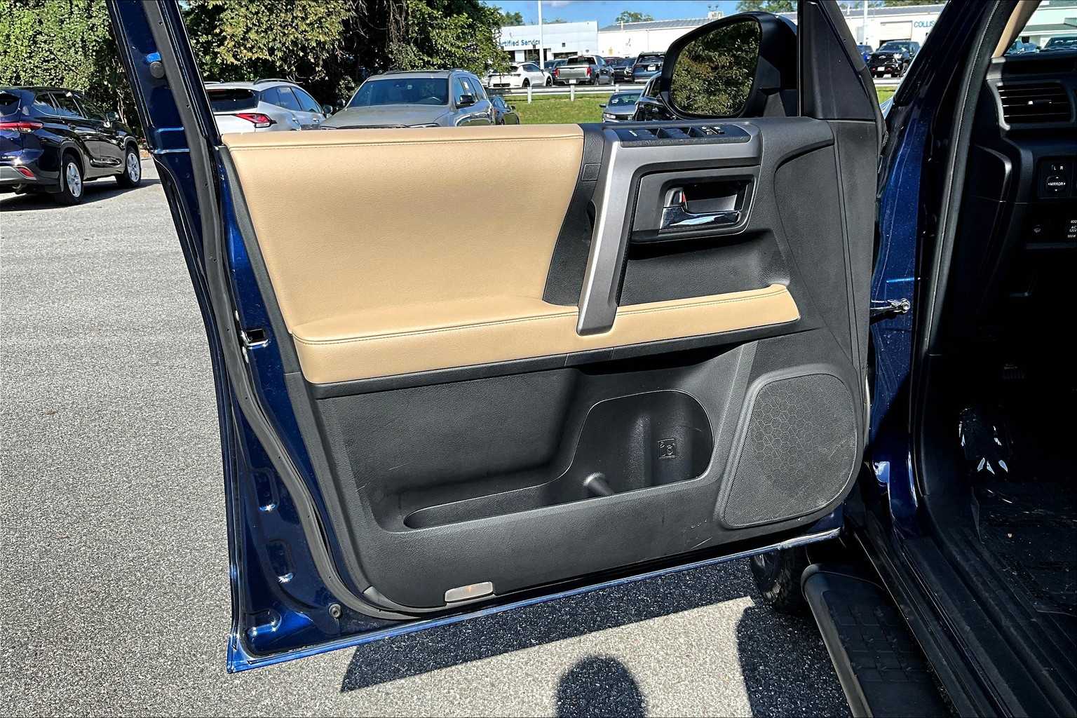 2021 Toyota 4Runner SR5 4WD photo 17
