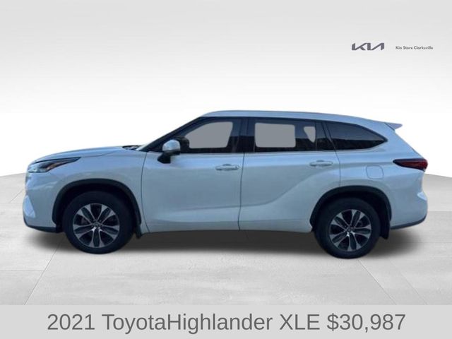 2021 Toyota Highlander XLE photo 4
