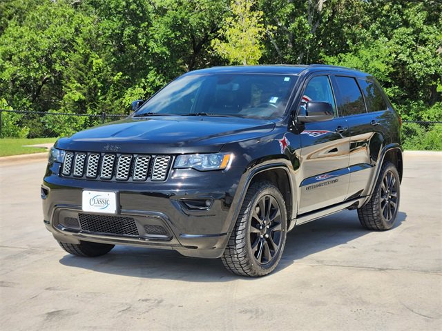 2022 Jeep Cherokee Laredo X photo 3