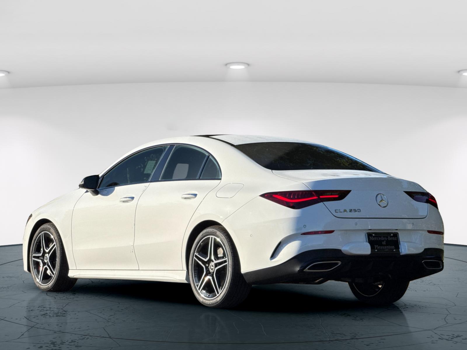 2026 Mercedes Benz CLA 250 photo 4