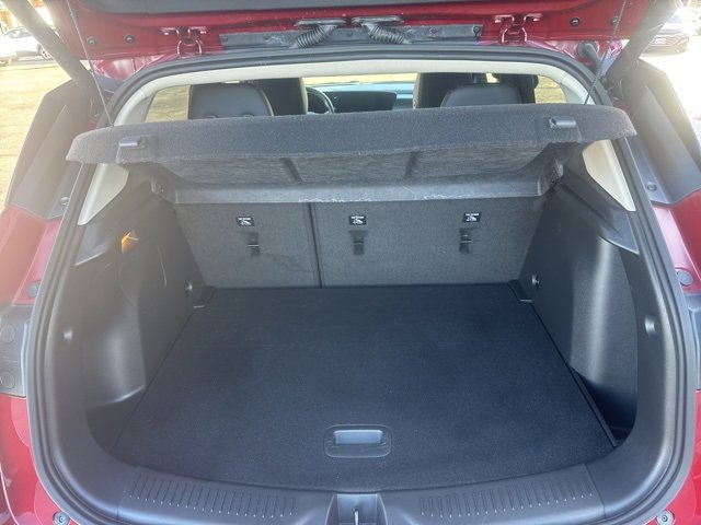 2024 Buick Encore GX Avenir photo 2