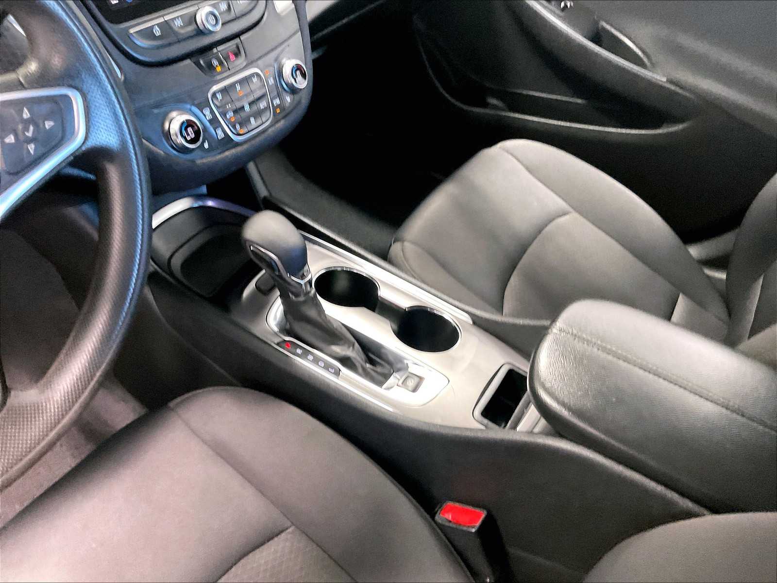 2022 Chevrolet Malibu 1LT photo 18