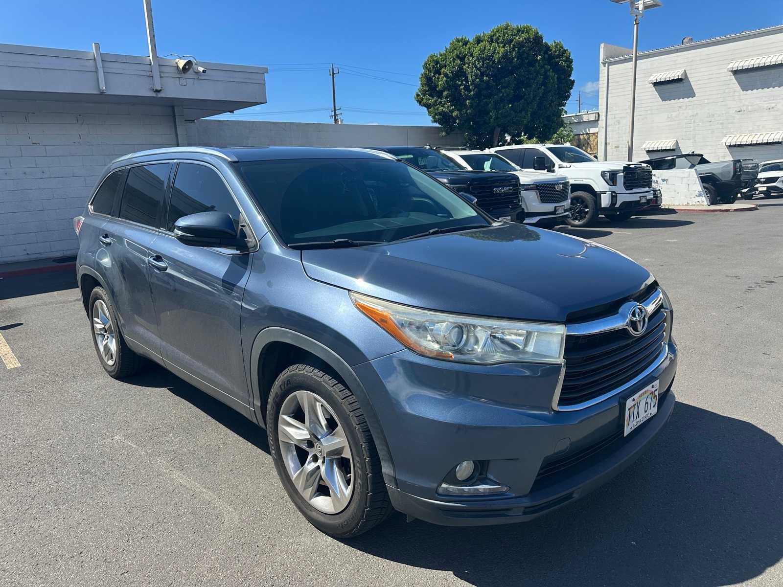2015 Toyota Highlander Base Hybrid photo 2