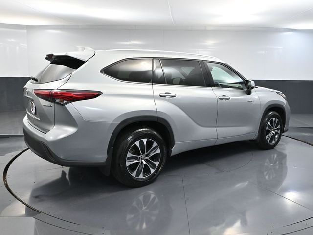 2021 Toyota Highlander Hybrid XLE photo 3