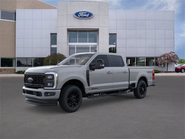 2025 Ford F-350 Super Duty Lariat's photo