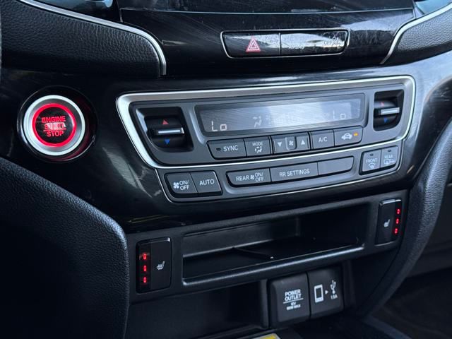 2023 Honda Ridgeline Black Edition photo 14