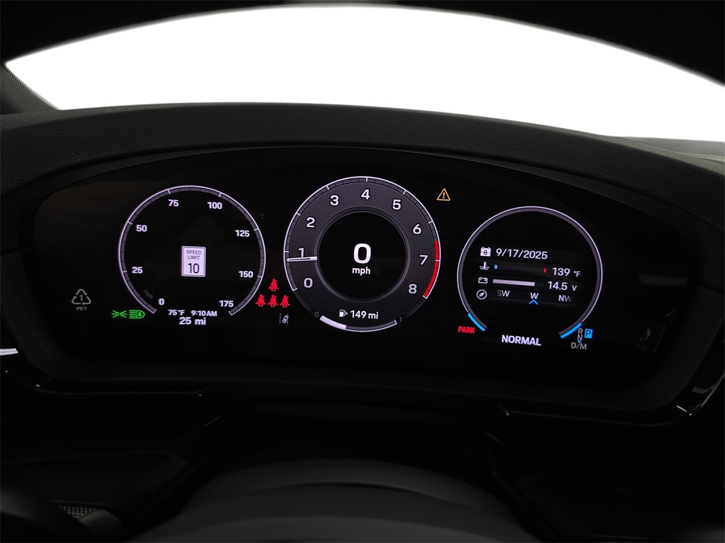 2025 Porsche Cayenne photo 15