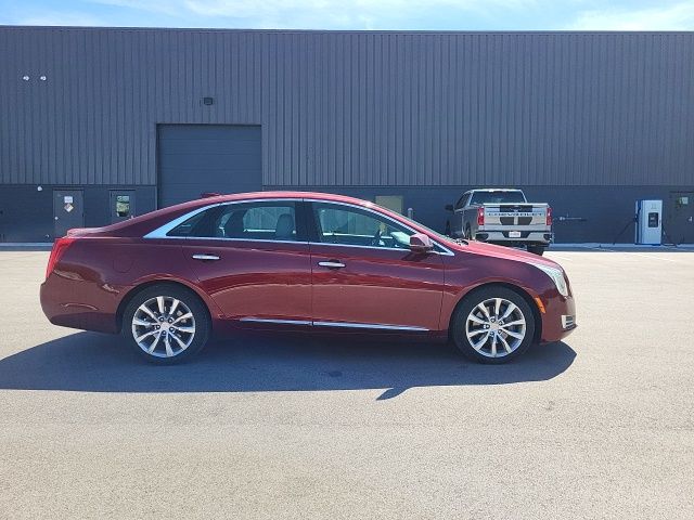 2017 Cadillac XTS Luxury photo 2