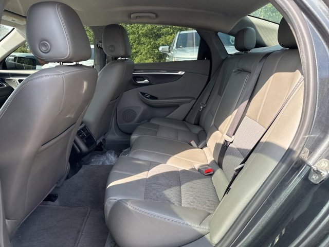 2019 Chevrolet Impala 1LT photo 12