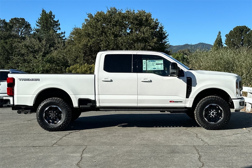 2026 Ford F-250 photo 3