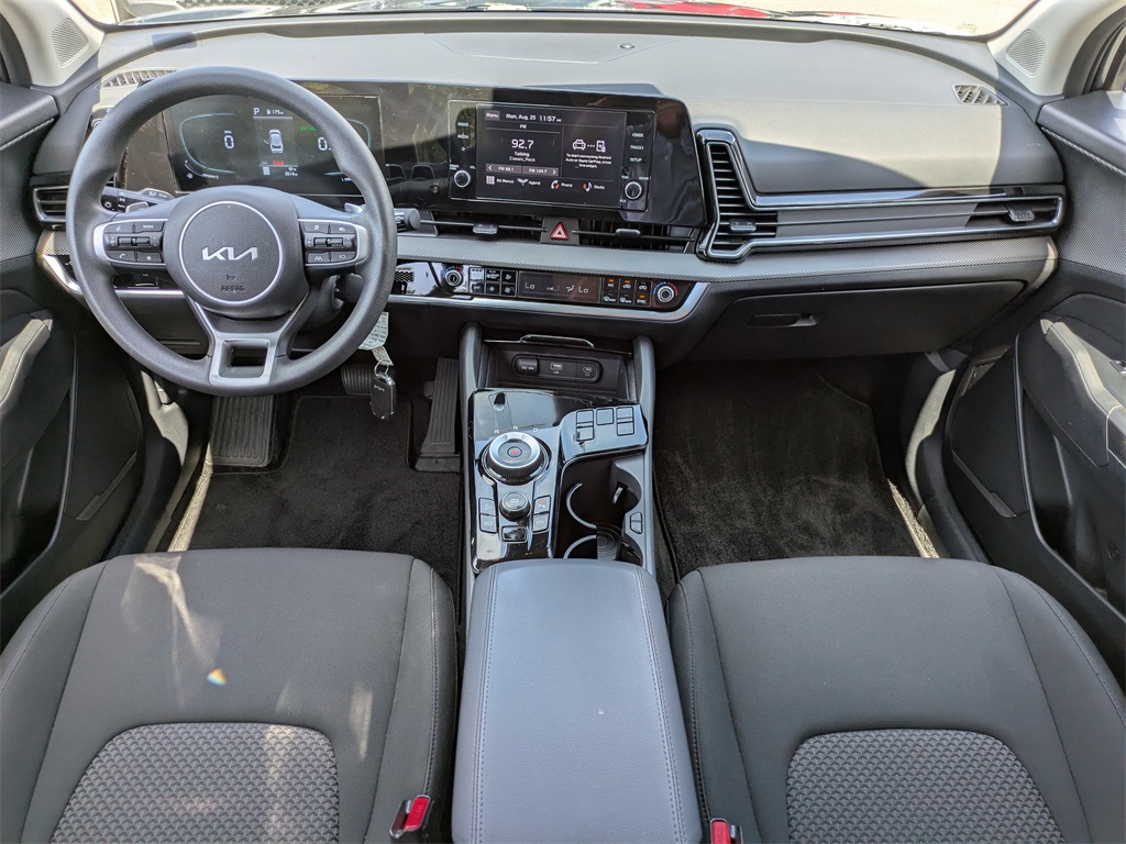 2025 Kia Sportage Hybrid LX photo 10