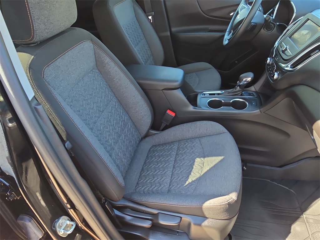 2023 Chevrolet Equinox LT photo 27
