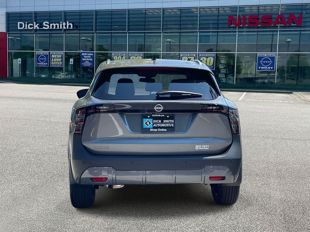 2026 Nissan Kicks SV photo 3